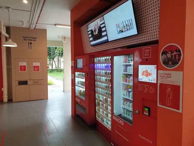 Opinii despre Chef In Box Vendcafé @ 136 Rivervale St în Singapore - Hospitality and gastronomy