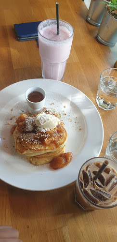 Jimmy Monkey Cafe & Bar - Singapore