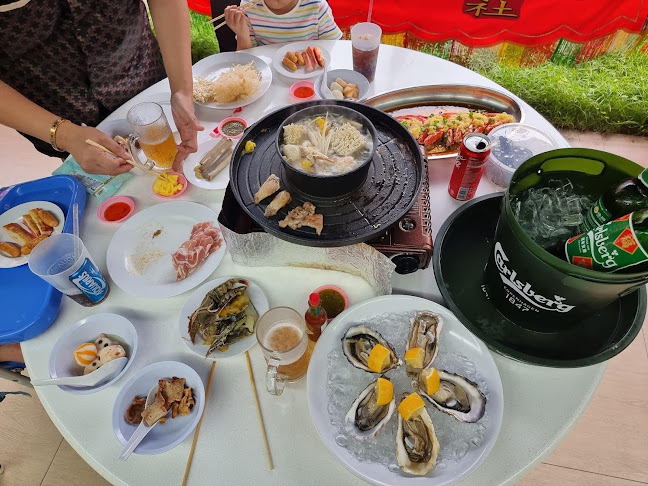 777 BBQ Steamboat Buffet Live Seafood - Hospitality and gastronomy