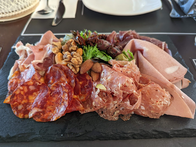 1 Pasir Ris Cl, #02-337/338, Singapore 519599