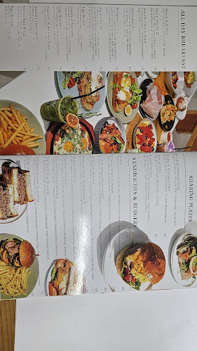 Opinii despre Cowpresso Coffee Roasters Singapore în Singapore - Hospitality and gastronomy