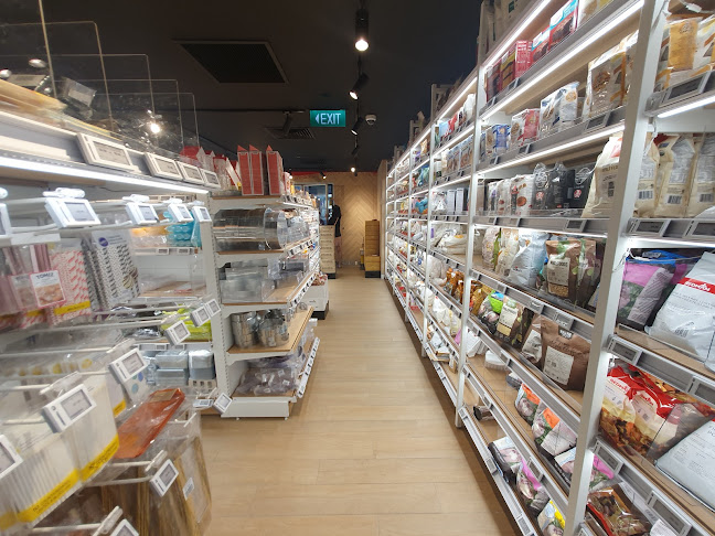 1 Jelebu Rd, #01-33/34, Singapore 677743