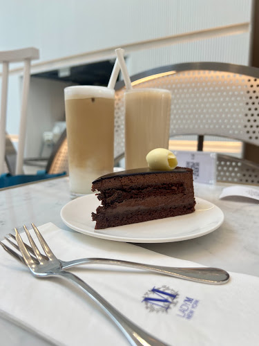 78 Airport Blvd., #02 - 253, Singapore 819666