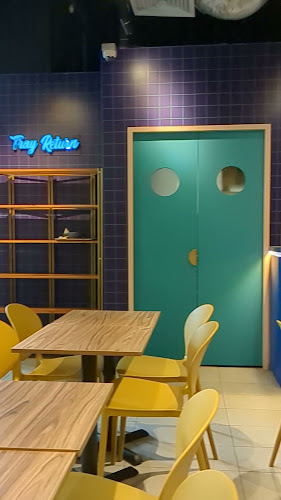 Waa Cow! - Hospitality and gastronomy