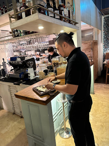 6 Keong Saik Rd., Singapore 089114