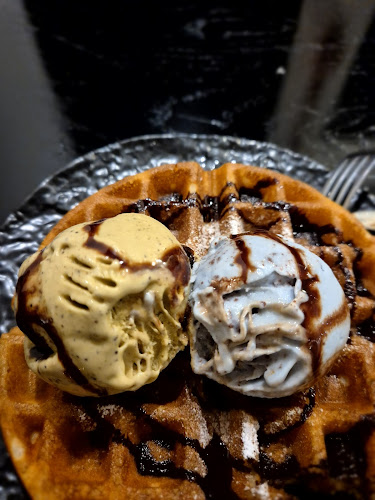 Sweet Cheeks (Potong Pasir) - Singapore