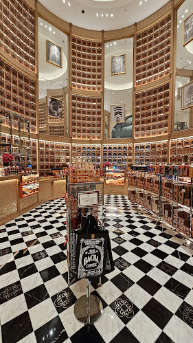 Opinii despre Bacha Coffee în Singapore - Hospitality and gastronomy