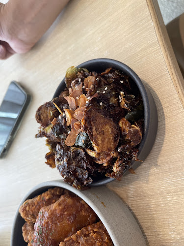 48 Lor Mambong, Singapore 277699