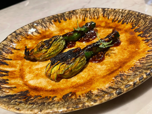 Comentarii opinii despre Revolver