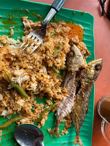 Nur Sarah Nasi Padang - Hospitality and gastronomy