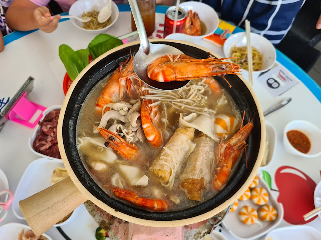 Comentarii opinii despre Steamboat Charcoal Claypot Prawn @Toa Payoh