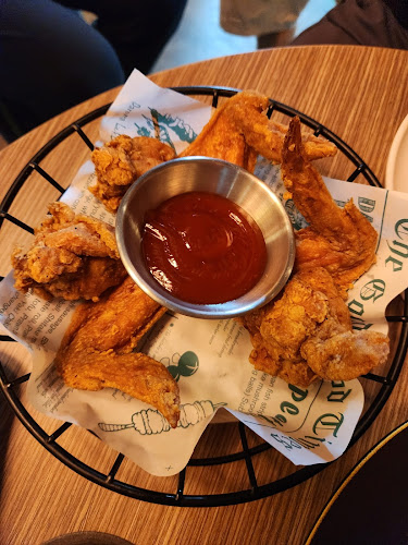 Daruma Tavern Punggol - Hospitality and gastronomy