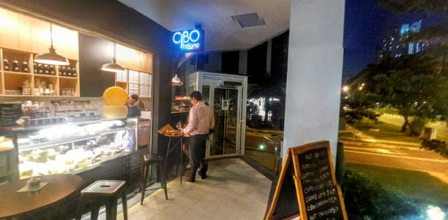 428 River Valley Rd, #01-01/2, Singapore 248327