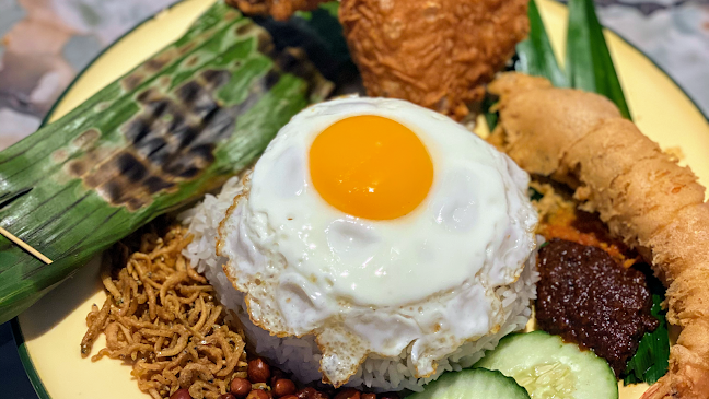 Ponggol Nasi Lemak - Singapore