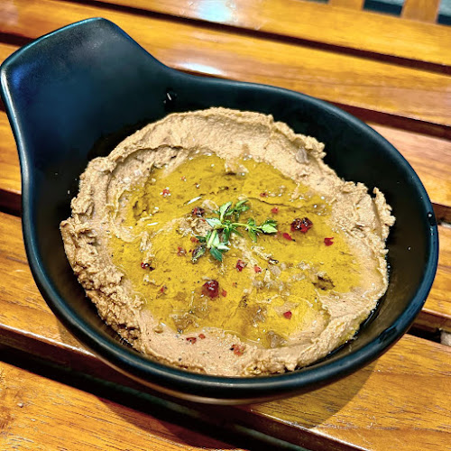 Comentarii opinii despre Hillcrest Grubs