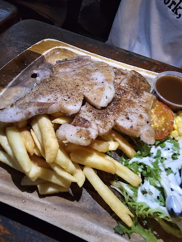 Comentarii opinii despre Charlie's Corner