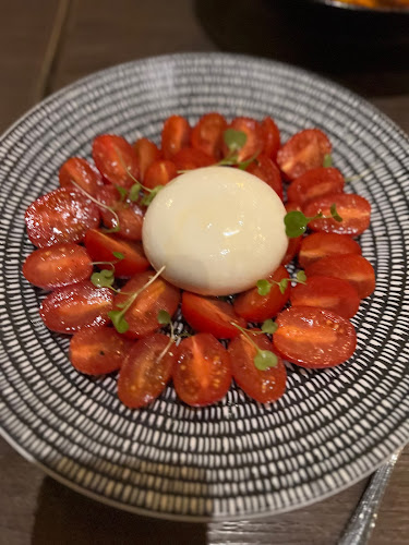 33 Hongkong St, Singapore 059672