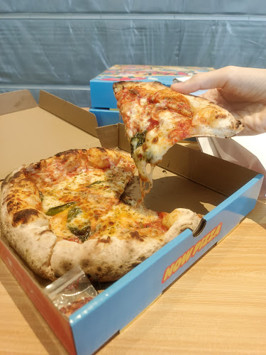 Opinii despre Now Pizza - Sengkang Grand Mall în Singapore - Hospitality and gastronomy