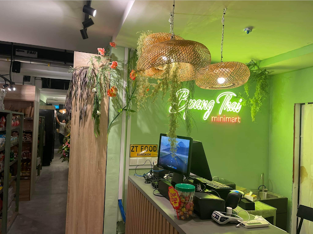 Royal Thai Boat Noodles & Bar - Singapore