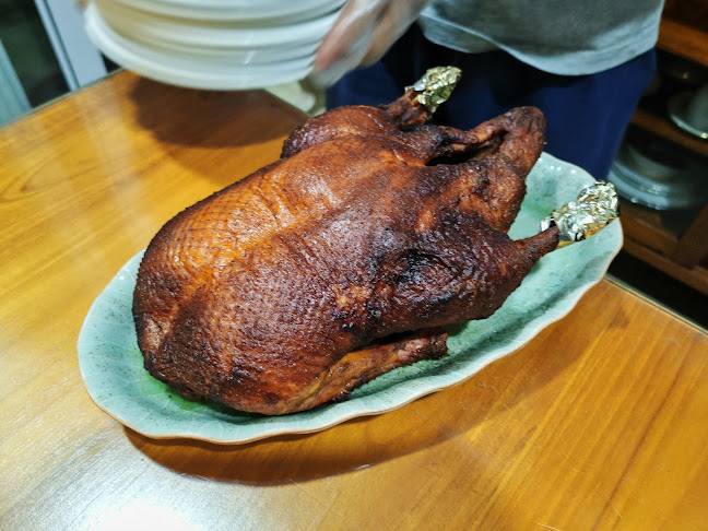 Lucky House Cantonese Private Kitchen 陶然居 - Hospitality and gastronomy