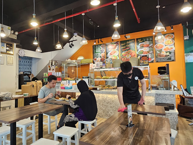 Ang Mo Kio Ave 8, Blk 709号#01-2609 邮政编码: 560709