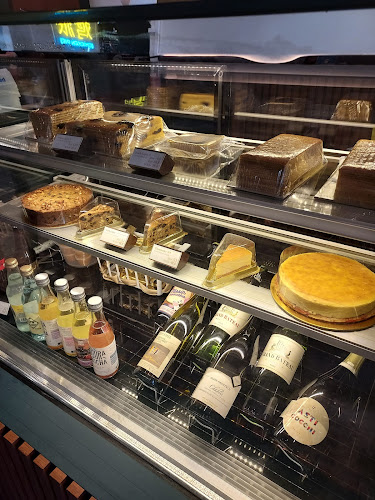 39 Tyrwhitt Rd, Singapore 207538