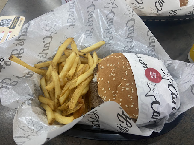 Carl's Jr. - Hospitality and gastronomy