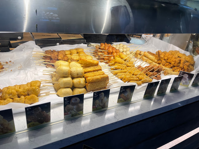 Tip Top Curry Puff @ Century Square - Hospitality and gastronomy