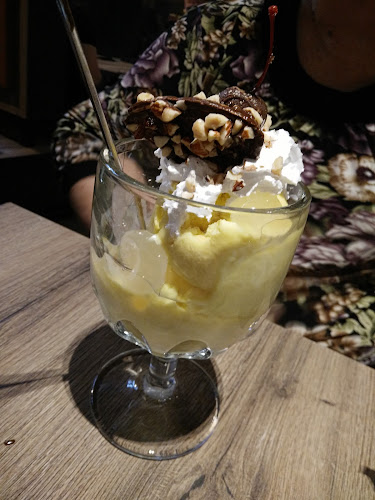 Swensen's @ SingPost Centre - Hospitality and gastronomy