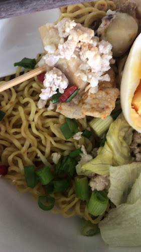 Opinii despre Lam's Noodle & Salt Baked Chicken @ Parkway Parade în Singapore - Hospitality and gastronomy