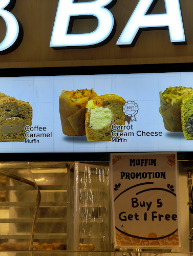 Ah B Bakery @ Lucky Plaza