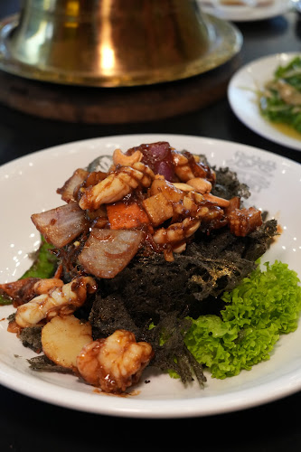 Opinii despre 炭香 Charcoal Fish Head Steamboat Woodlands în Singapore - Hospitality and gastronomy