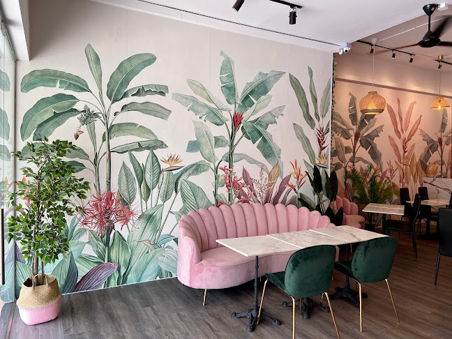 John's Pizzeria & Bakery