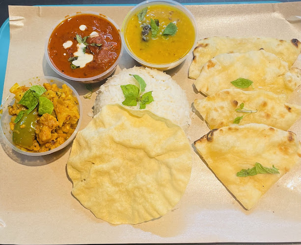 Delhi Curry - Hospitality and gastronomy
