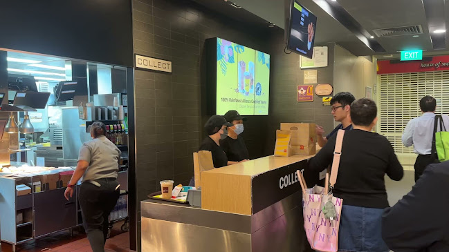 Comentarii opinii despre McDonald's Harbourfront Centre