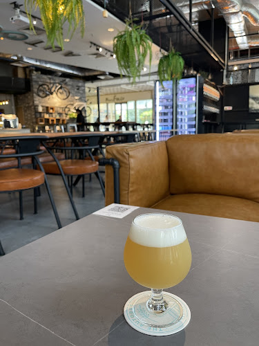 The Autobus - Singapore