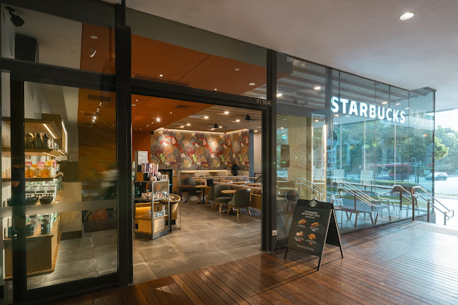 Comentarii opinii despre Starbucks Our Tampines Hub