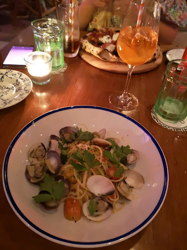 1 Nanson Rd, Singapore 238909