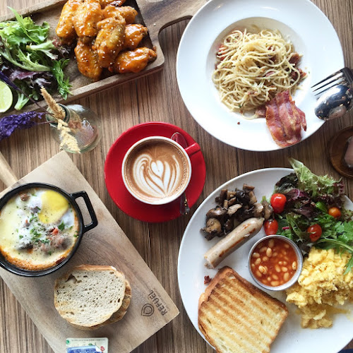 Comentarii opinii despre Refuel Cafe