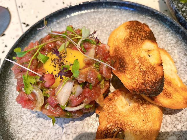 HUE restaurant - Hospitality and gastronomy