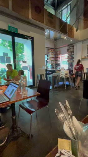 Opinii despre Jimmy Monkey Cafe & Bar în Singapore - Hospitality and gastronomy