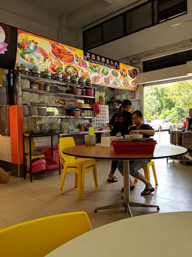 Li Yuan Seafood Fish Head Steamboat