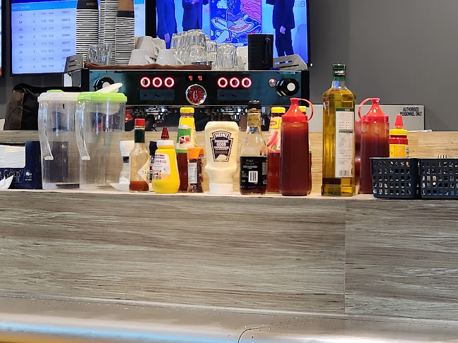 Comentarii opinii despre Fly by Shaker Lakers