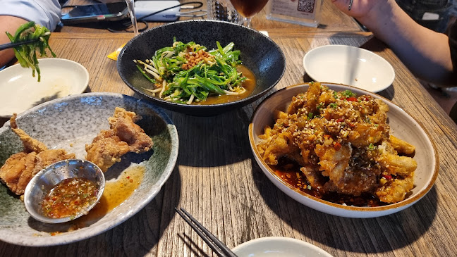 Good Luck - The Best of Singapore Craft Beers (Bugis - Haji Lane) - Singapore