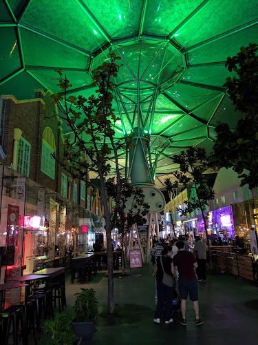 Wings Bar & Grill - Singapore