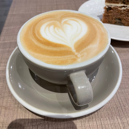 1 HarbourFront Walk, #01-113/114 Vivo City, Singapore 098585