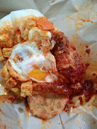 Comentarii opinii despre Mahan Nasi Padang