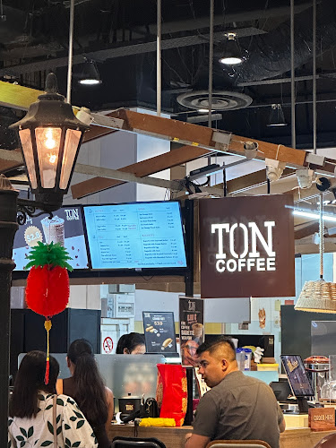 Comentarii opinii despre Caveman Food @ Square 2