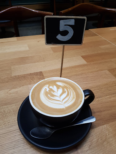 Comentarii opinii despre Apiary