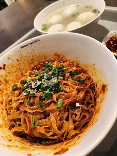 1 Woodlands Square, #04-01/04 Food Republic, Causeway Point, Singapore 738099